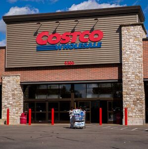 Estos son los dos productos que Costco ha retirado por posible contaminación por plásticos (Foto: Getty Images)