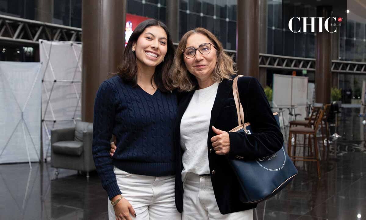 Regina León y Cony Palacios