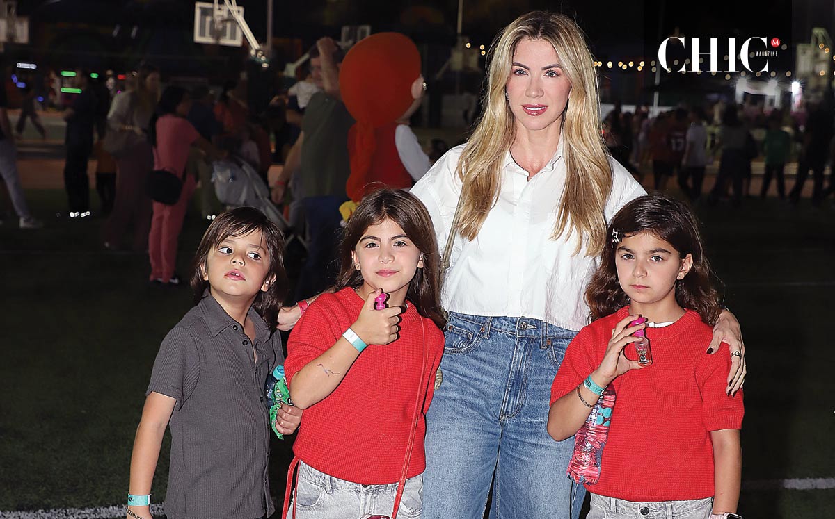 Aaron Santos, Nicky Santos, Caro Bravo y Roby Santos