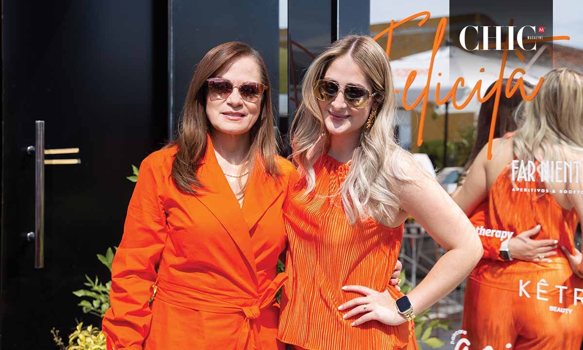 Laura Mendoza y Karen García