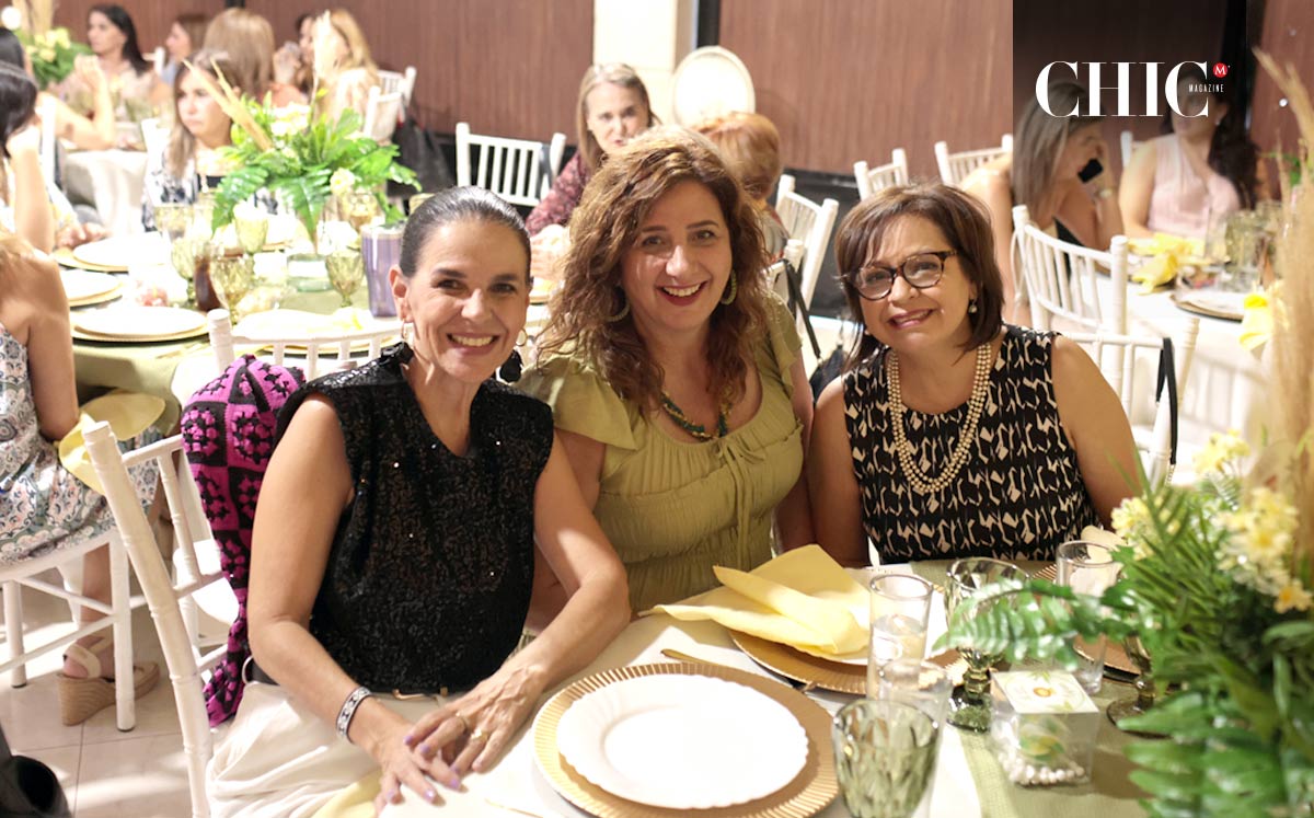 Adelina, Elena y Lucy