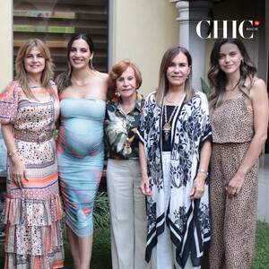 Alejandra, Paty, Queta, Paola, Queta, Alma y Dani