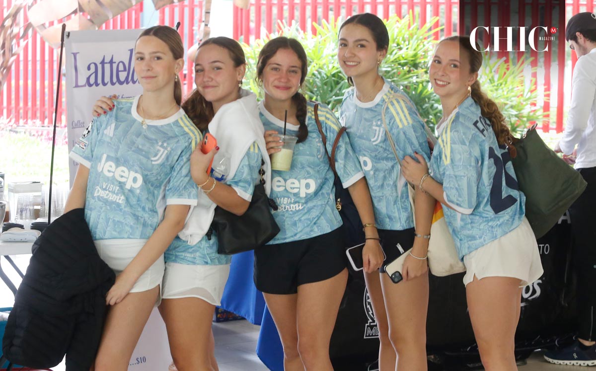 Cordelia Rodríguez, Daniela Cueva, Elisa González, Catalina Nájera y Cordelia Guzmán