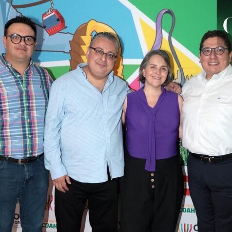 Salvador, Ricardo, Luz María y José Luis
