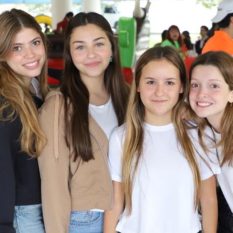 Mariajosé Martínez, Anabela Guerra, Camila Rivero y Daniela Alonso. Fotos: Daniel Saldívar