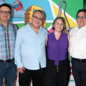 Salvador, Ricardo, Luz María y José Luis