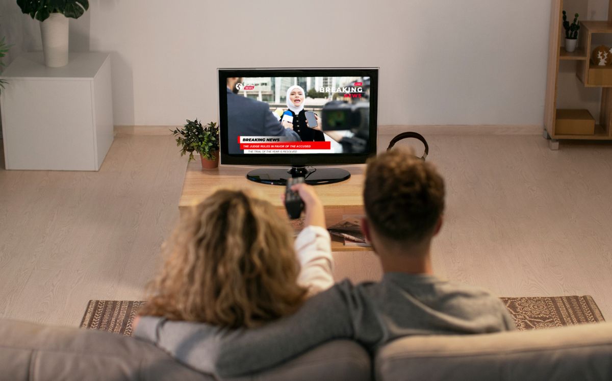 Netflix adquiere Warner Bros Discovery por 82,700 mdd (Freepik)