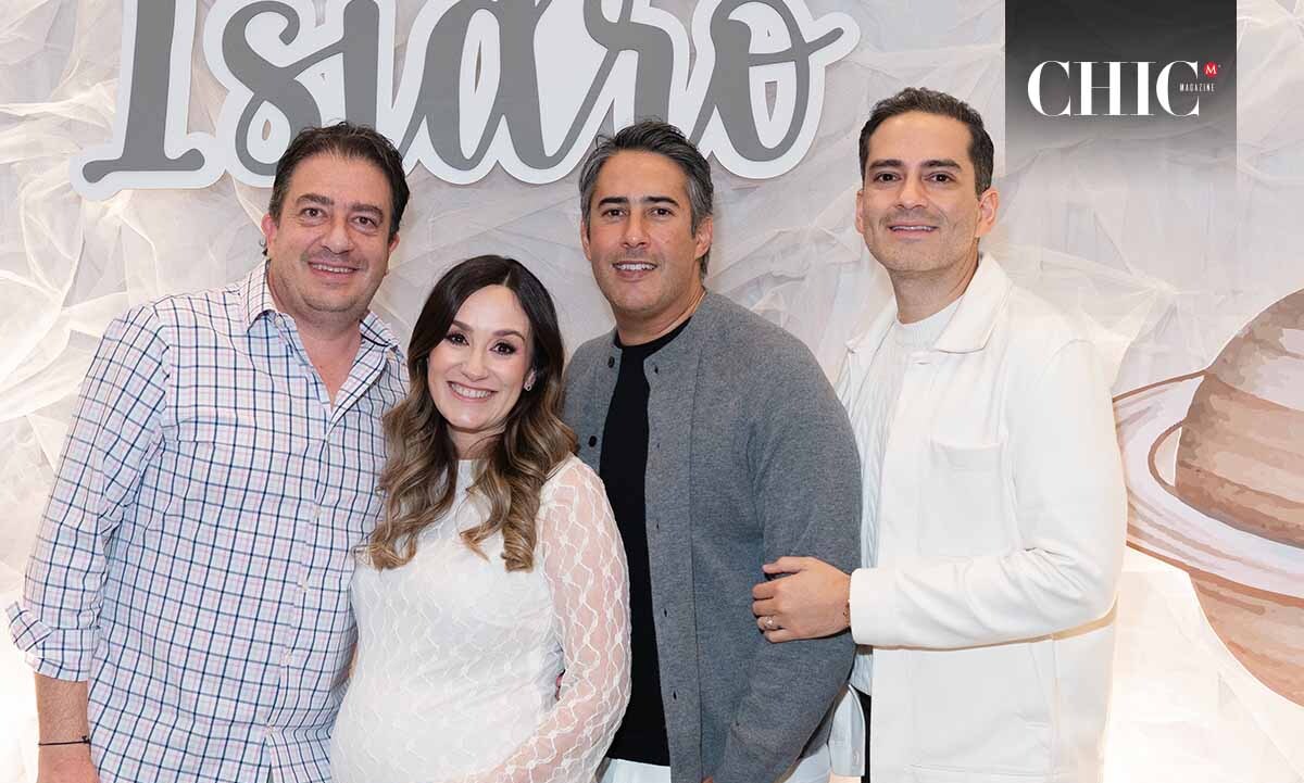 Xavier Llarena, Estefanía Canales, Vic Arceo y Luis Mored