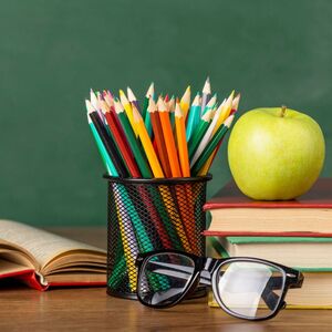 ¿Se suspenden las clases el 12 de diciembre? (Foto: Freepik)