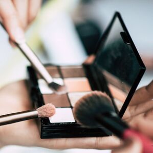 Aprende a identificar si un producto fue probado en animales y qué ingredientes revelan su verdadero origen (freepik)