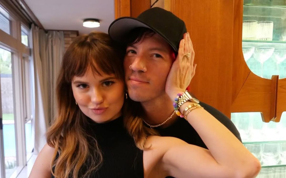Debby Ryan compartió el emotivo nacimiento de su primer bebé con Josh Dun (Instagram)