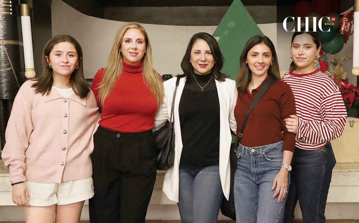Carmen Elizondo, Andrea Leal, Brenda Elizondo, Mariali Treviño y Andrea Leal