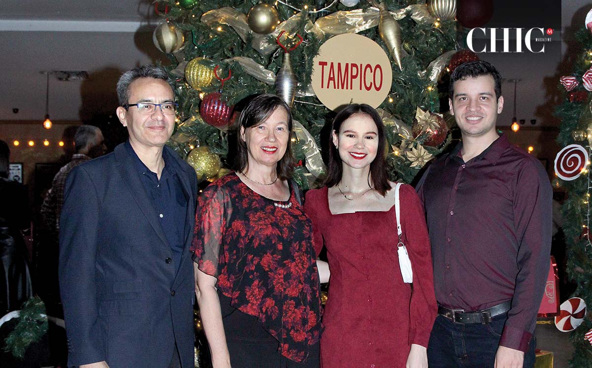 Daniel Hernández, Gaby Hernández, Jessica Hernández y Daniel Hernández