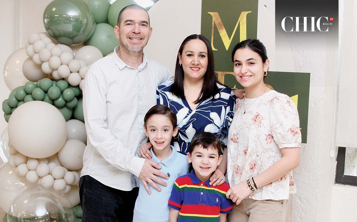 Guillermo Marón, Grace Conde, Maria José Marón, Guillermo Marón, Gibran Marón