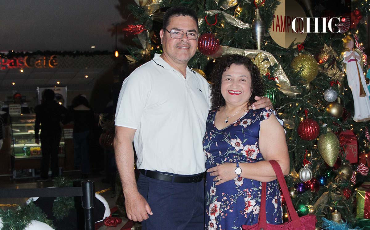 Luis Castañeda y Flor Fuentes