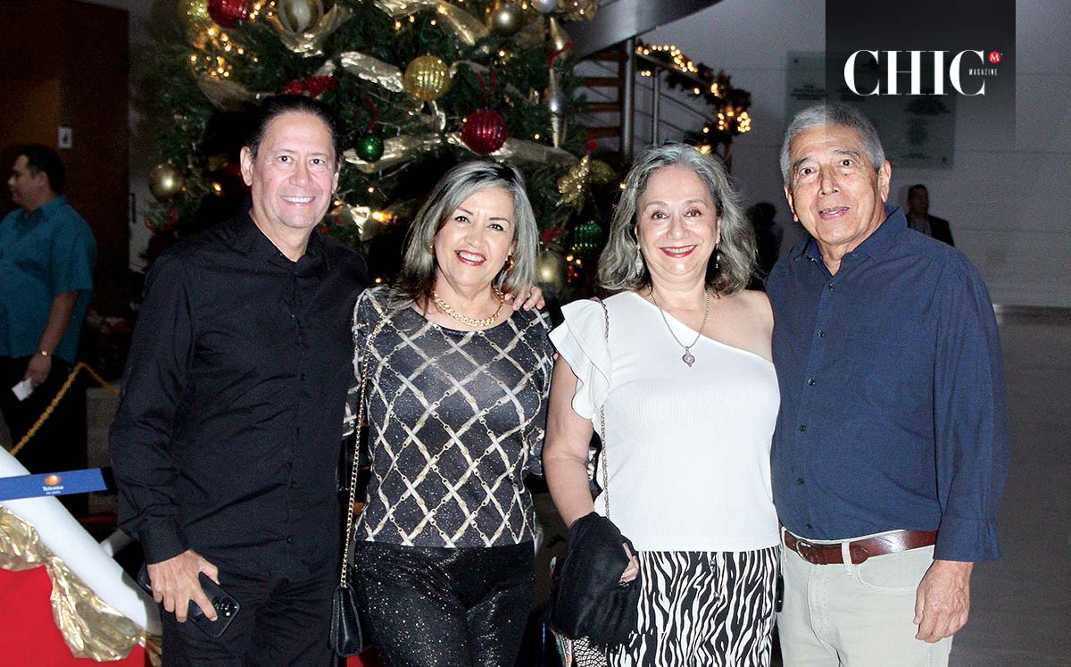 Miguel Zúñiga, Iris Zúñiga, Juvencio González y Sandra Pérez