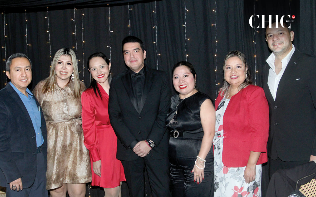 Raúl Valdez, Alejandra Rosario, Atzin Fuentes, Adrián Fuentes, Luisa Godinez, María De Lourdes Ramirez y Raúl Guevara