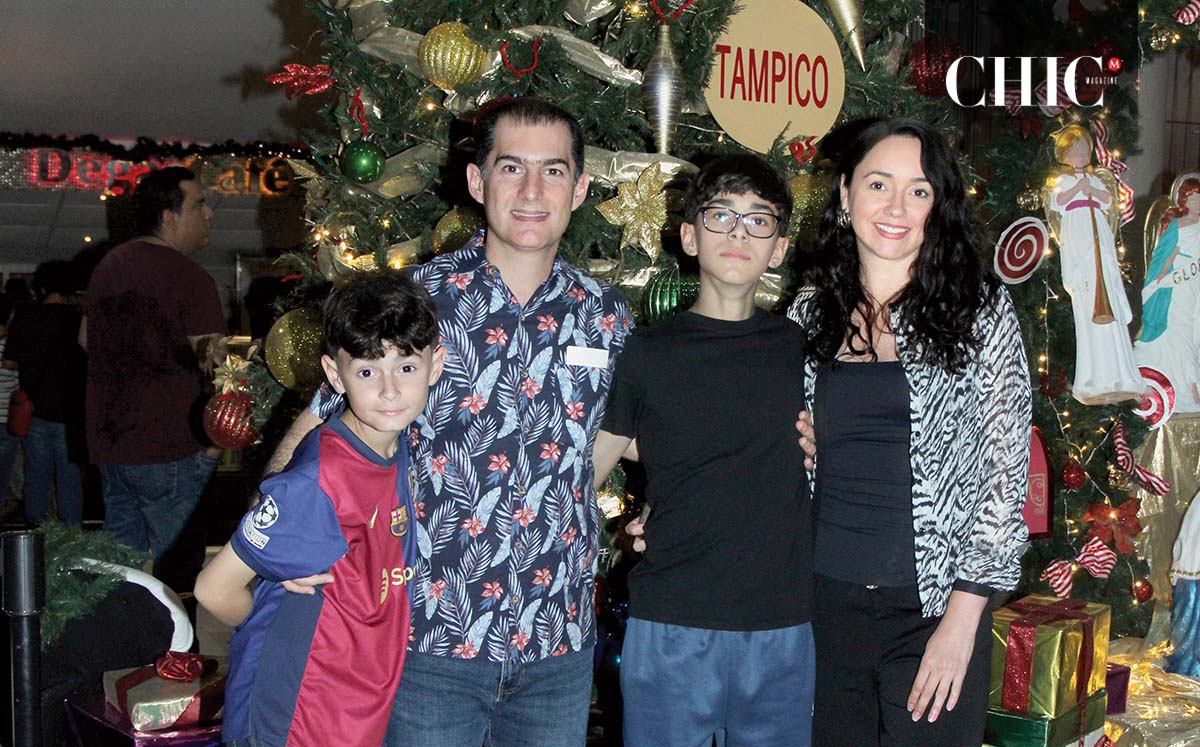 Santiago Marón, Elias Marón, Elias Marón y Mariana Moctezuma