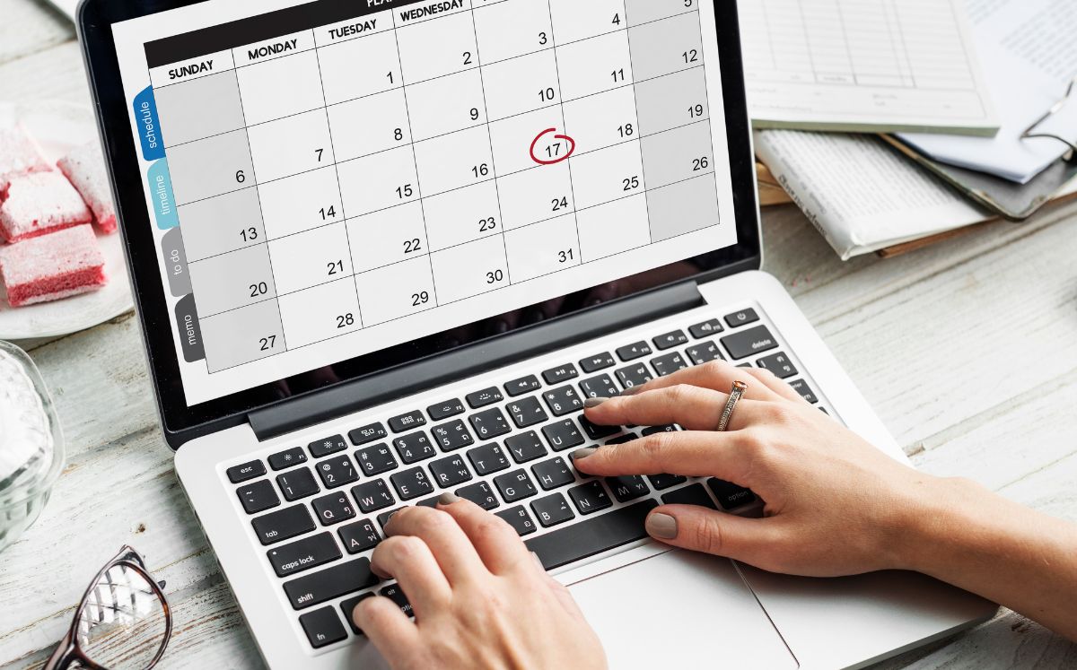 Estas son las fechas clave de trámites que debes de marcar en tu calendario en 2026 (Foto: Freepik)