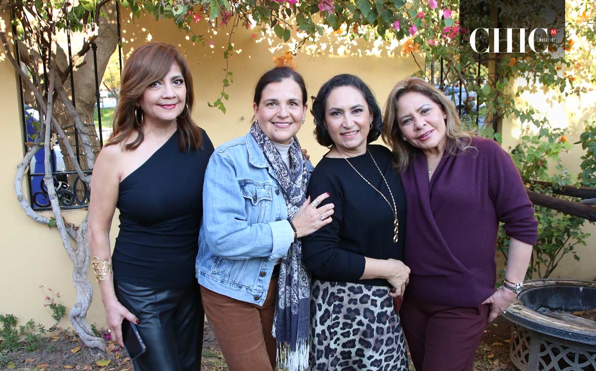 Maricruz, María Luisa, Alejandra y Sara