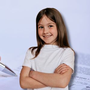 La SCJN invalida una norma y ahora madres y padres pueden elegir apellidos compuestos para sus hijos (Freepik)