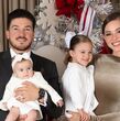 Mariana Rodríguez habla de su Navidad en familia y deslumbra con un vestido de terciopelo (Abo Palomo)