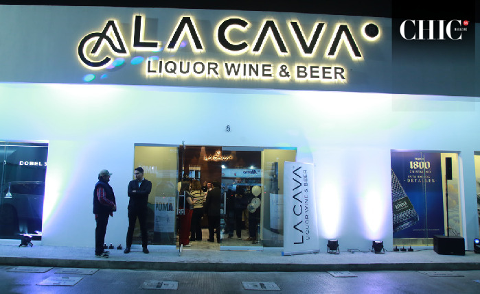 La nueva sucursal fue diseñada como un espacio cálido para descubrir, aprender y compartir. (Cortesía)