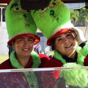 Martha Ale Illescas y Vivi Reyes