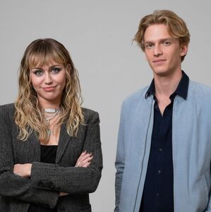 Cody Simpson sorprende con una canción llena de referencias a Miley Cyrus justo después de su compromiso (IA)