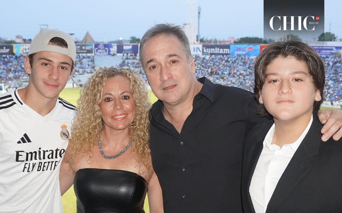 Alex Lacavex, Marilú Ceja, Eduardo Lacavex y Diego Lacavex