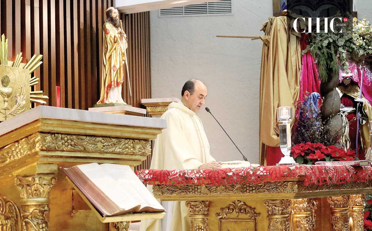 Momento de la misa, Padre Gustavo Solís