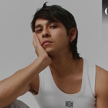 Con tan sólo 28 años de edad, Ángel Abad lleva una carrera actoral en ascenso / Foto: Cortesía