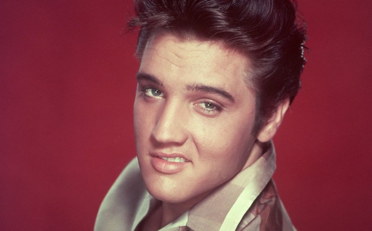 Así se vería Elvis Presley si siguiera vivo, según la IA (Foto: Archivo Milenio)