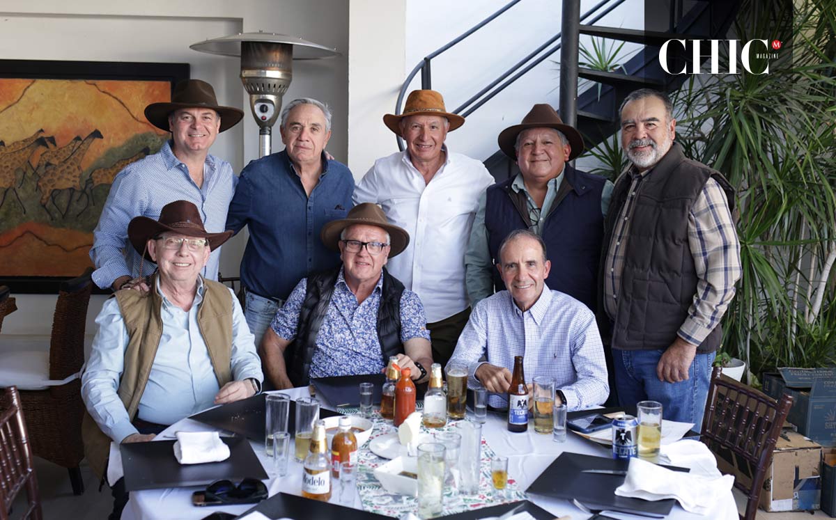 josé enrique, roberto, camilo, salvador, mchlouf, Ricardo y Fernando