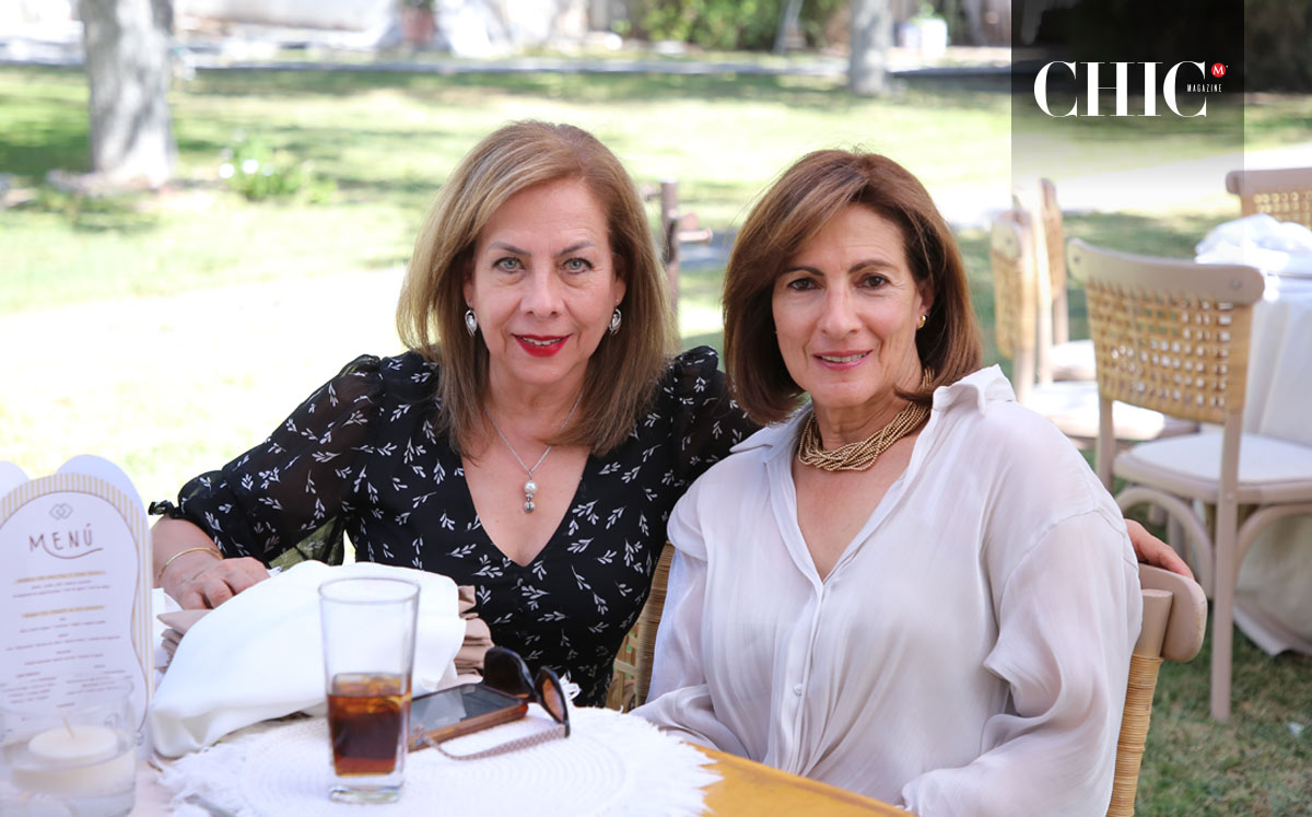 Juanny Alonso y Blanca Zablah