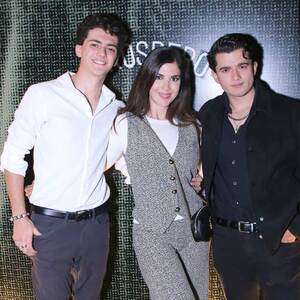 Julián Ruenes, Brenda Batarse y Carlos Ruenes