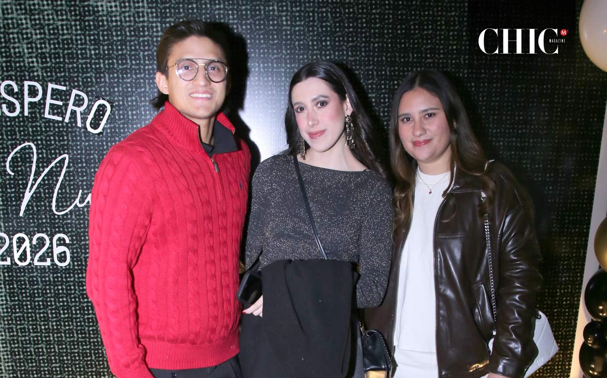 Oscar, Camila y Rebeca