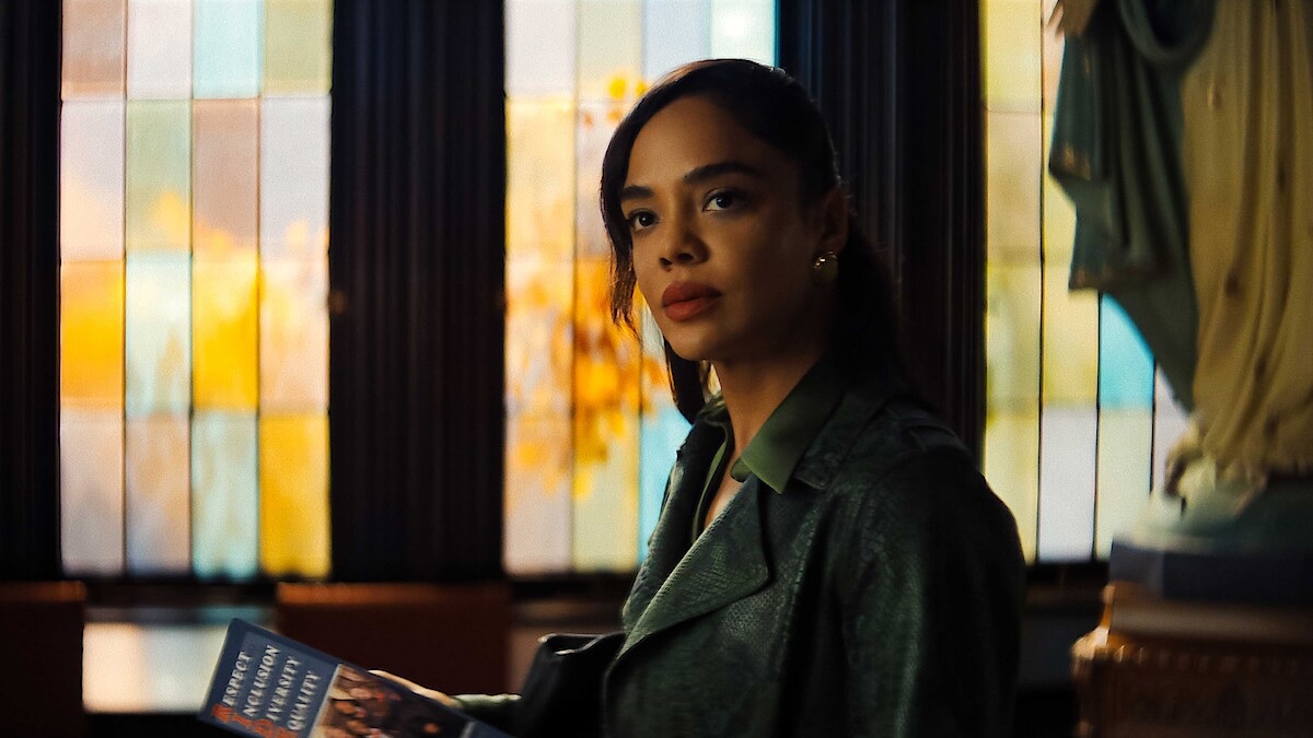 Tessa Thompson como Anna (Foto: Netflix)