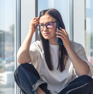 ¡Cuidado con el vishing! Estos son los números que pueden vaciar tu cuenta bancaria en minutos (Foto: Freepik)