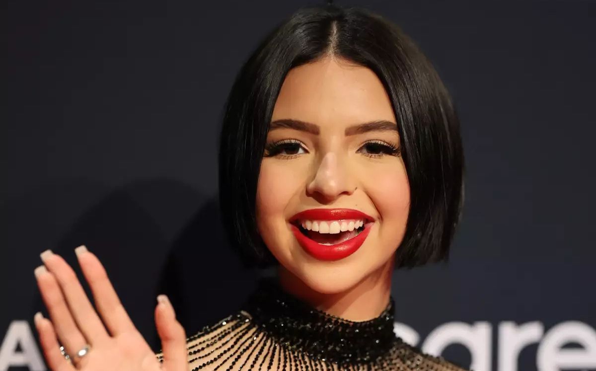 ¡Adiós al cabello corto! Ángela Aguilar estrena nuevo look para este 2026 (Foto: Getty Images)