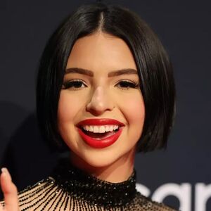 ¡Adiós al cabello corto! Ángela Aguilar estrena nuevo look para este 2026 (Foto: Getty Images)