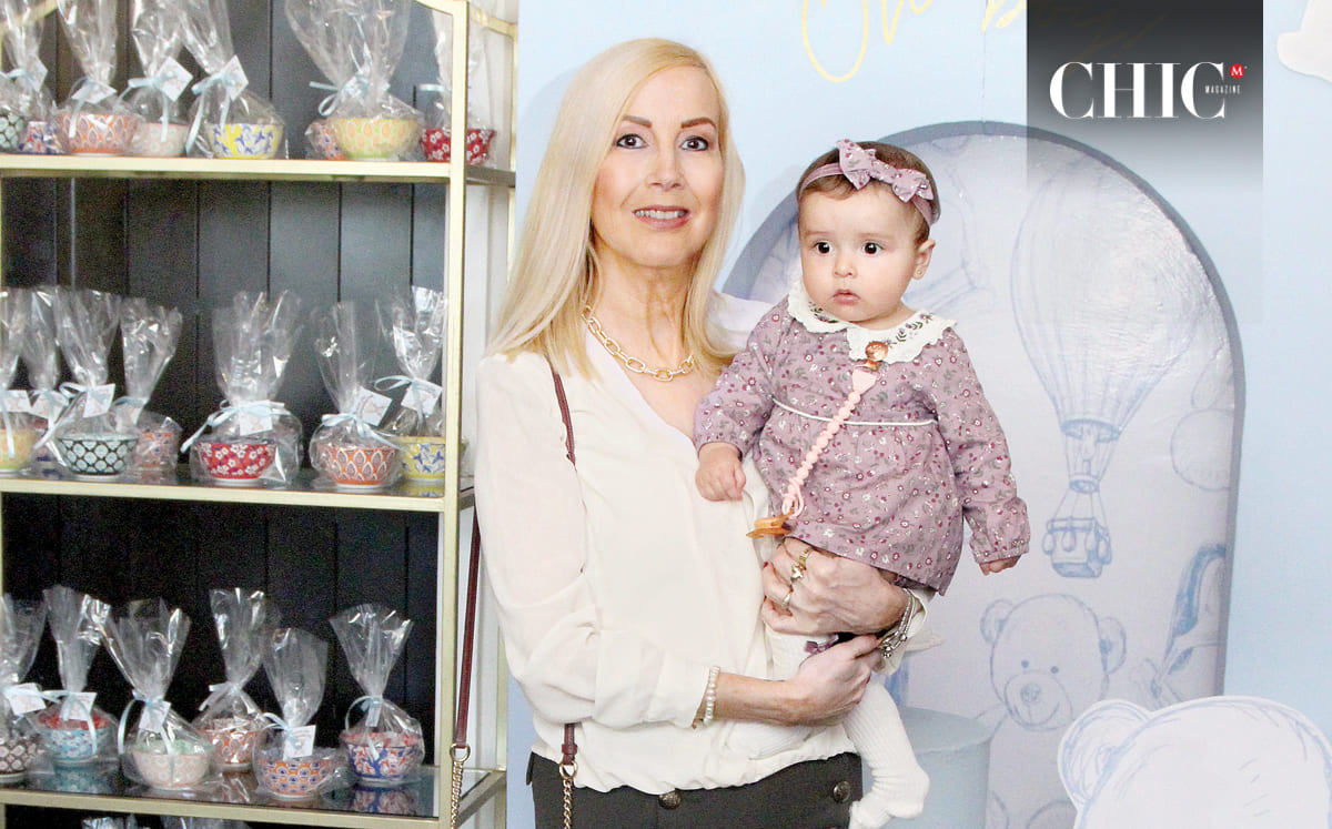 Ana de Flores y Julieta Legorreta