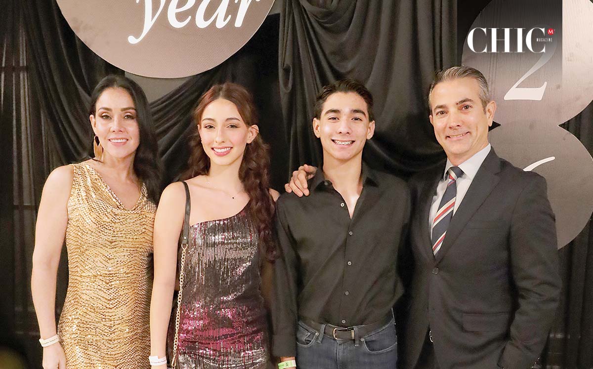 Gloria Alfaro, Chabely Reyes, César Reyes Y César Reyes
