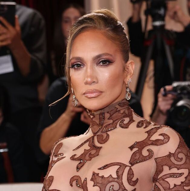 Así es como Jennifer Lopez robó el foco con look brillante en los Golden Globes 2026  (Foto: Getty Images)