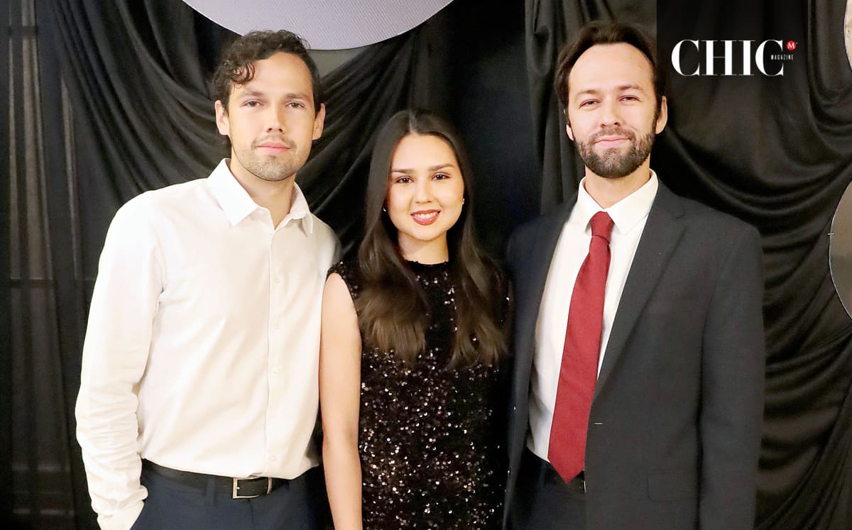 Patricio Benavides, María Benavides y Luis Benavides