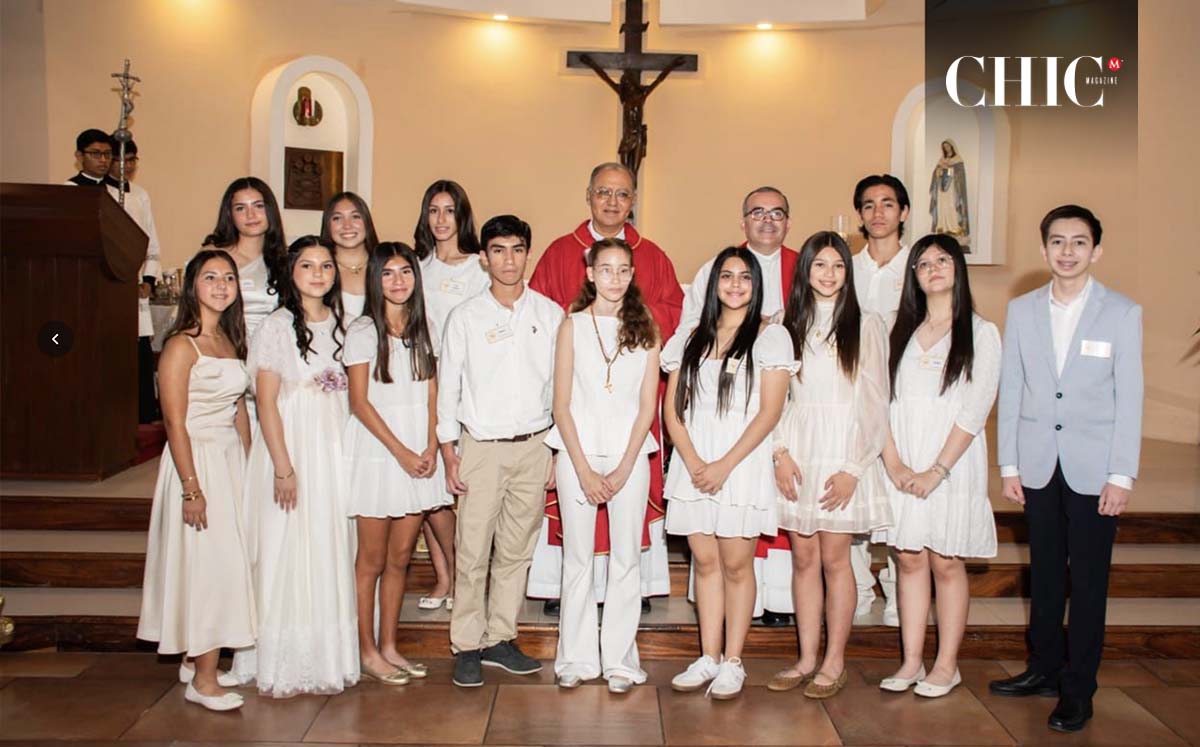 Reciben el sacramento de la Confirmación