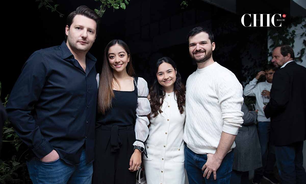 Andrés Lichi, Regina Torres, Sofía García y José Daumas