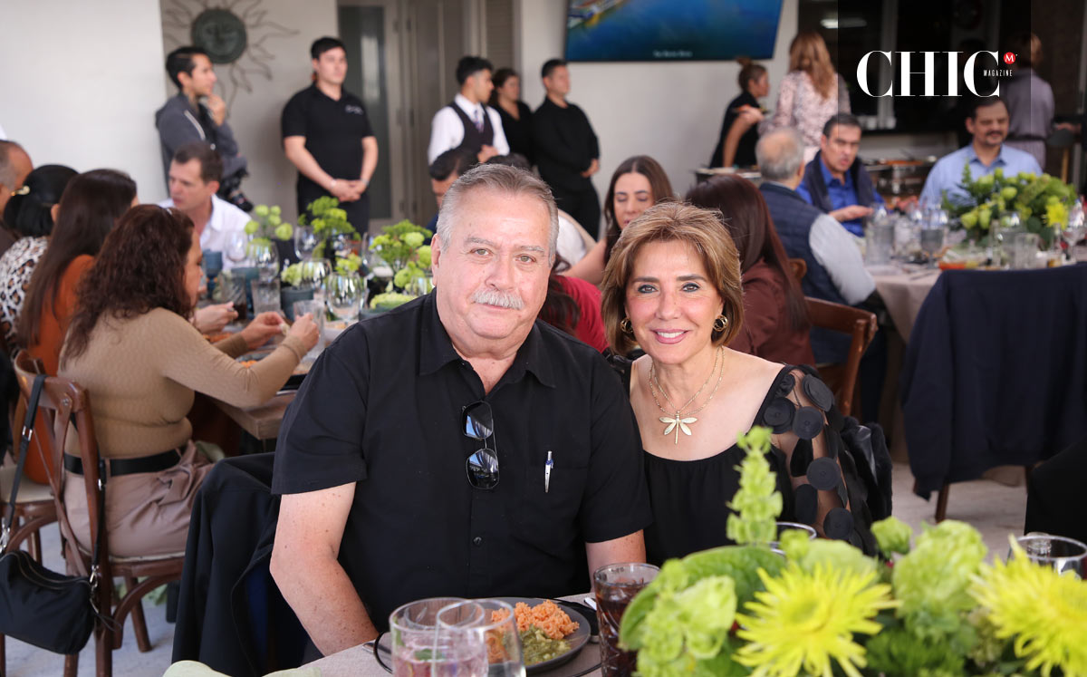 Alejandro y Gaby Ramos