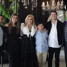 Christian, Karem, Vero, Matías, Orlando y Peter