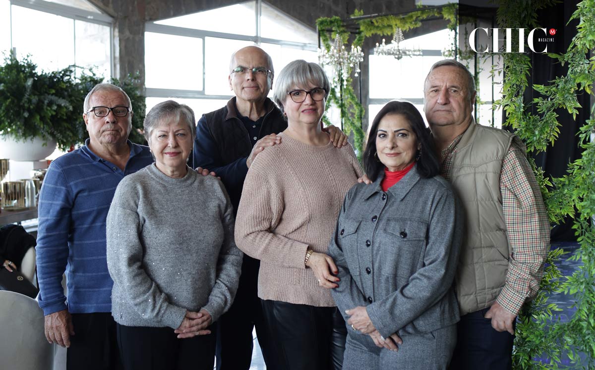 Hrapriy, Elena, Chuy, Luz, Carmen Viesca y Ricardo Berlanga